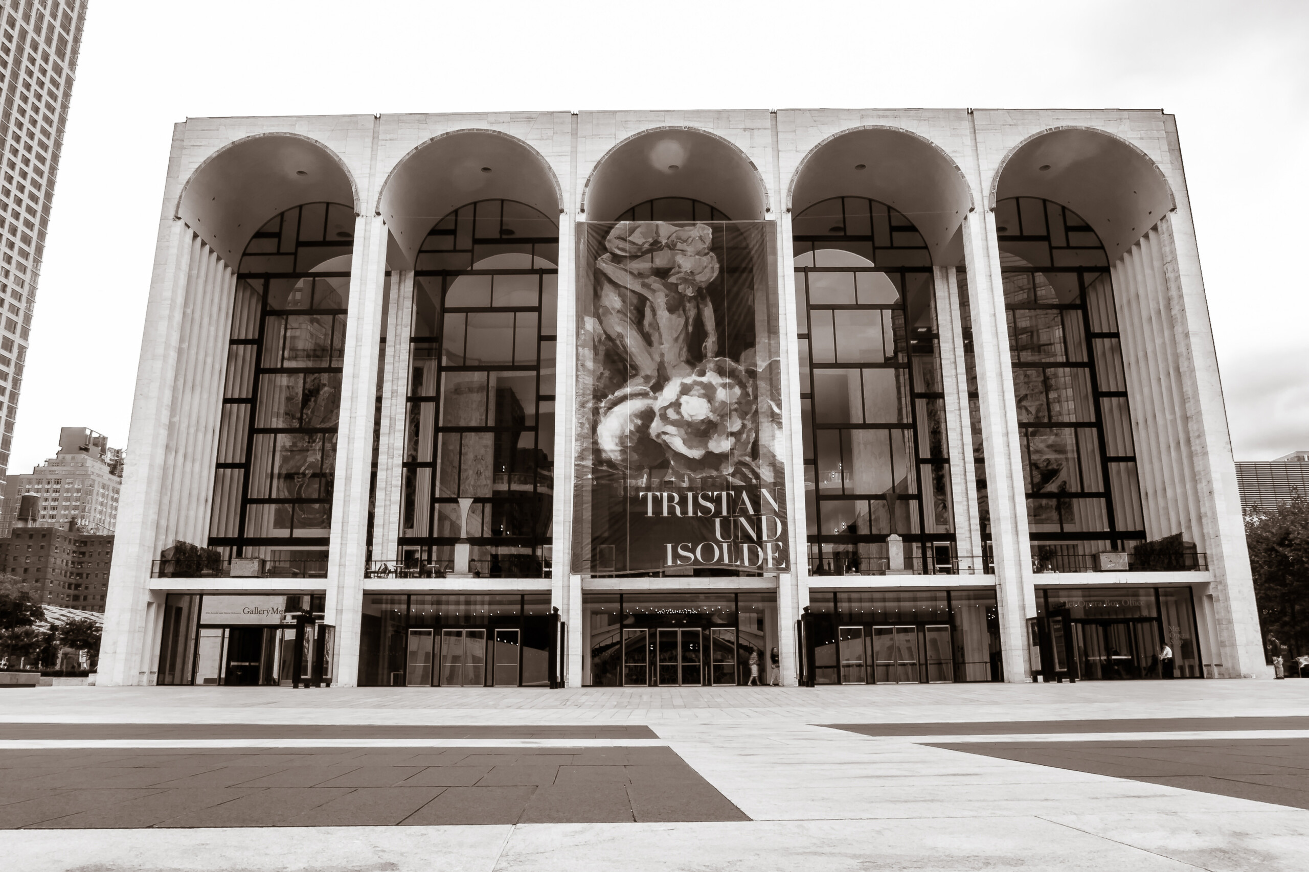 Nowy Jork, Budynek Metropolitan Opera w Lincoln Center, licencja: shutterstock/By Roman Tiraspolsky