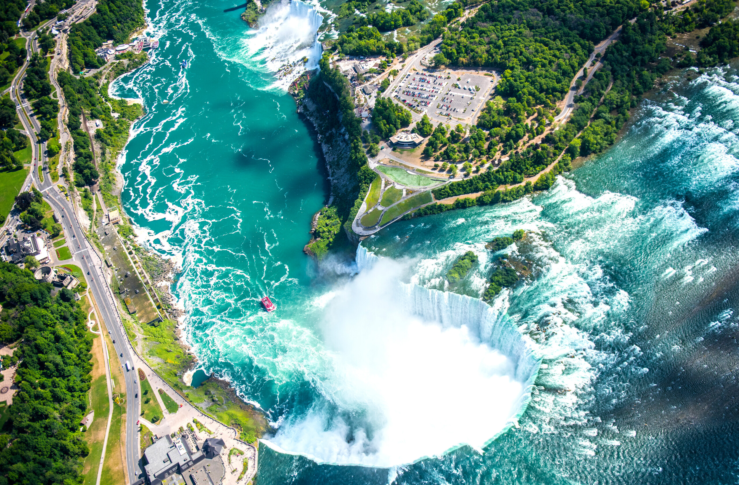 Wodospad Niagara, Widok ze śmigłowca, Canadian Falls, Kanada, licencja: shutterstock/By TRphotos