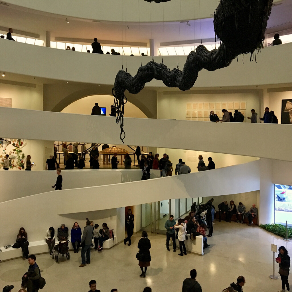 Nowy Jork, Stany Zjednoczone - 22 grudnia 2017 r. Muzeum Guggenheima w Nowym Jorku, licencja: shutterstock/By Manuel Ochoa